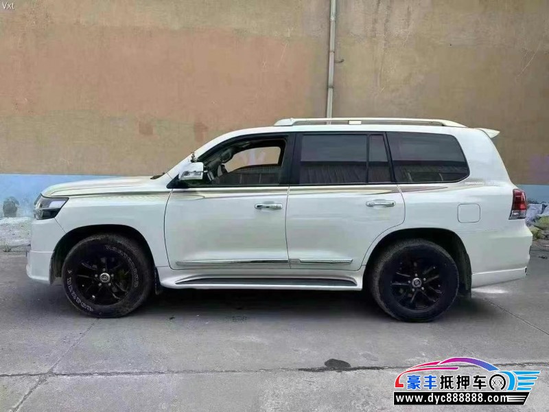 17年丰田兰德酷路泽(进口)轿车抵押车出售