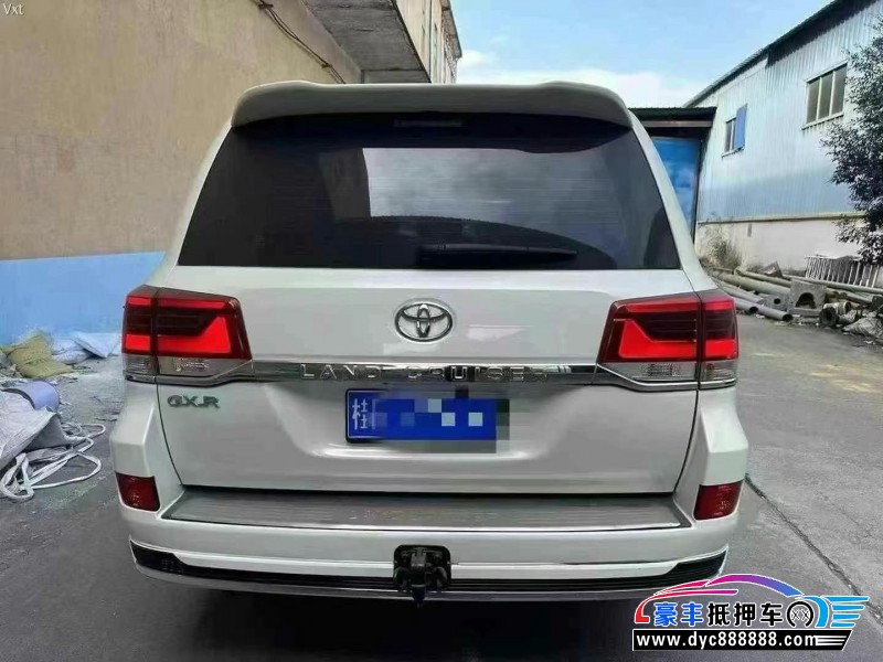 17年丰田兰德酷路泽(进口)轿车抵押车出售