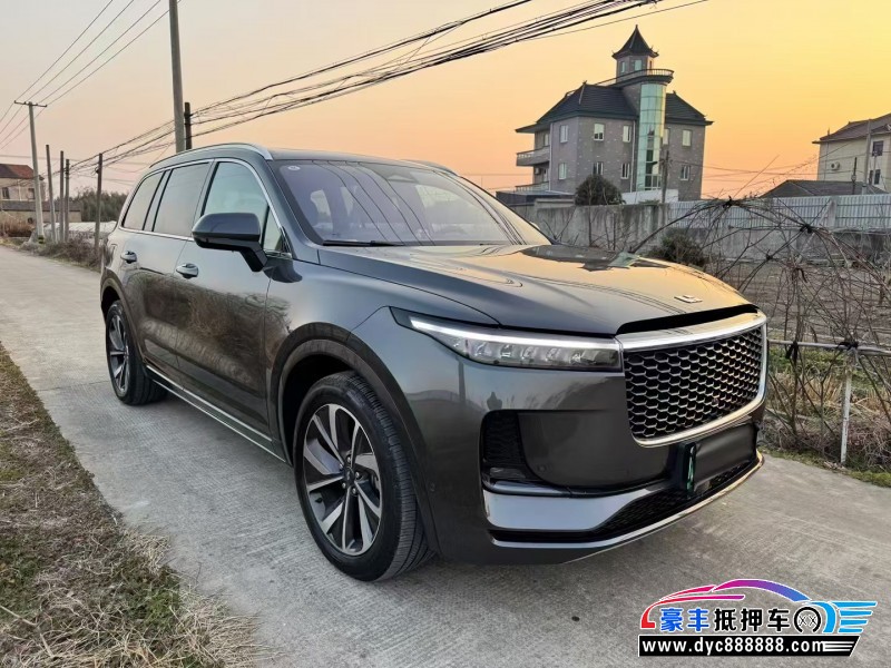 22年理想ONE轿车抵押车出售