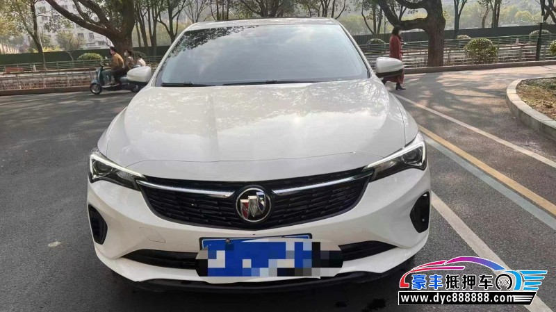 22年别克威朗轿车抵押车出售