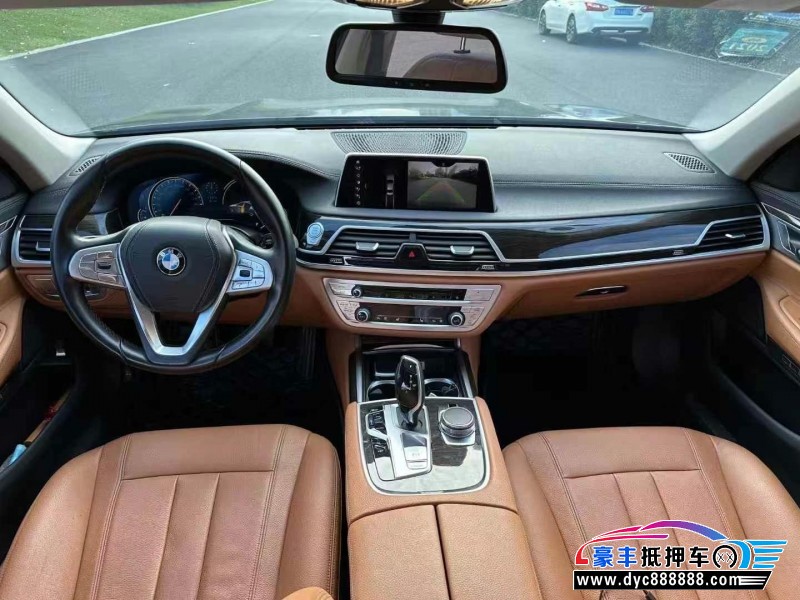 17年宝马7系轿车抵押车出售