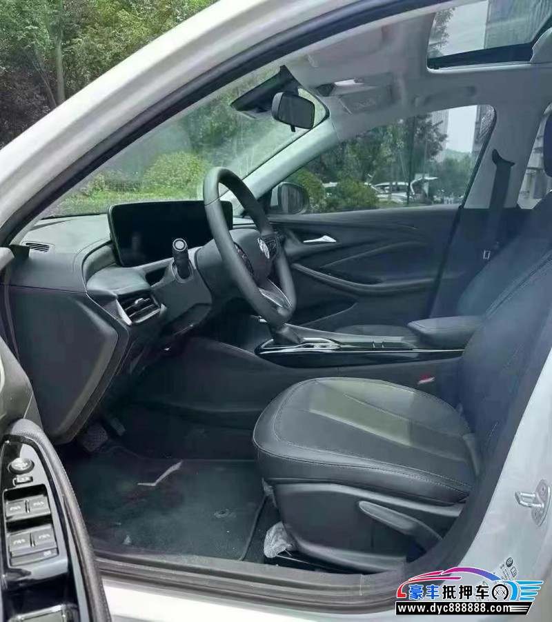 23年别克威朗轿车抵押车出售