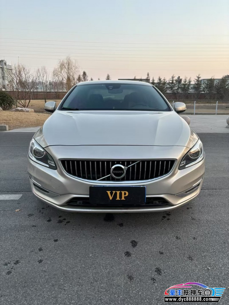 18年沃尔沃S60轿车抵押车出售