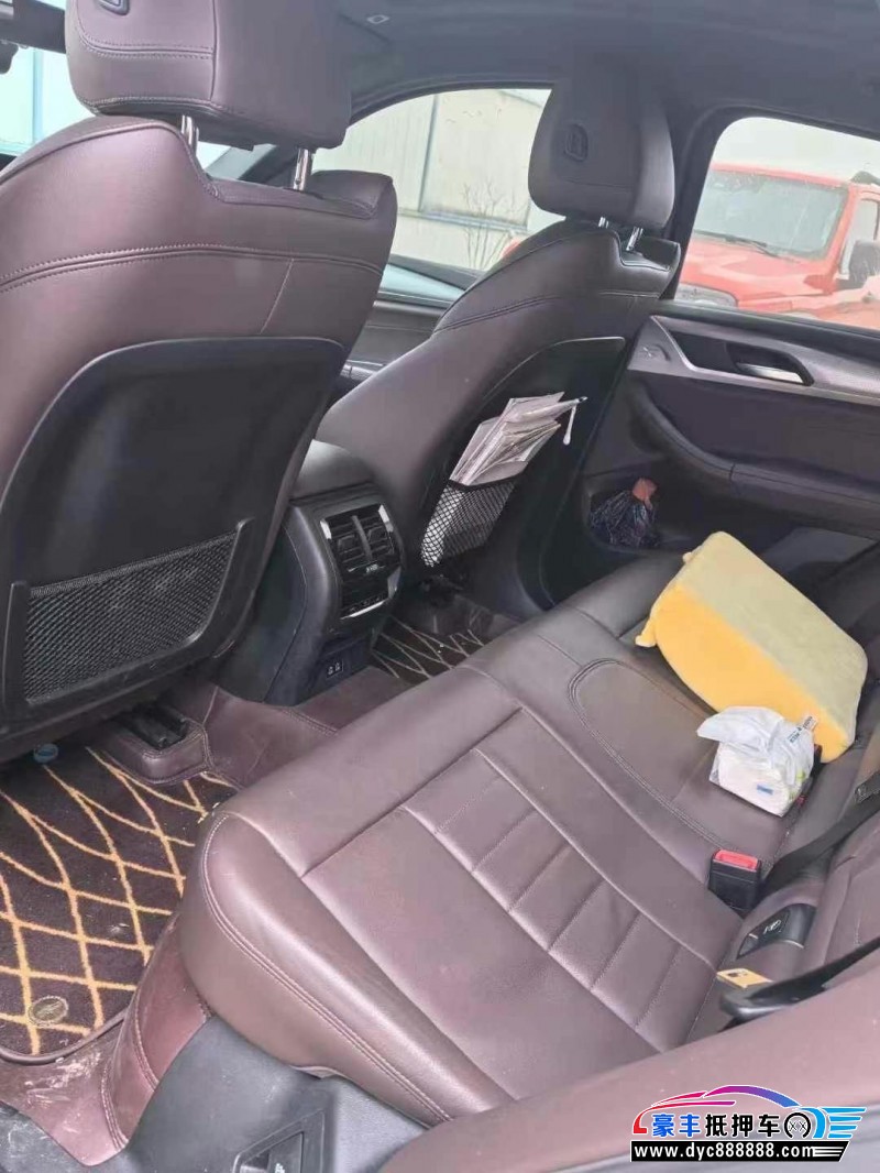 20年宝马X4轿车抵押车出售