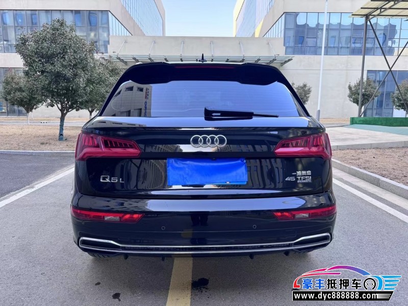 19年奥迪Q5SUV抵押车出售