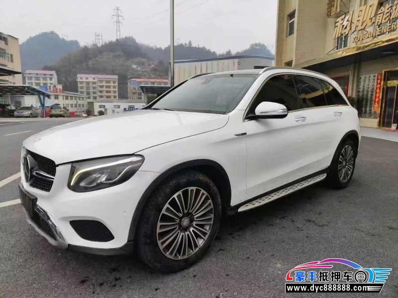16年奔驰GLC轿车抵押车出售