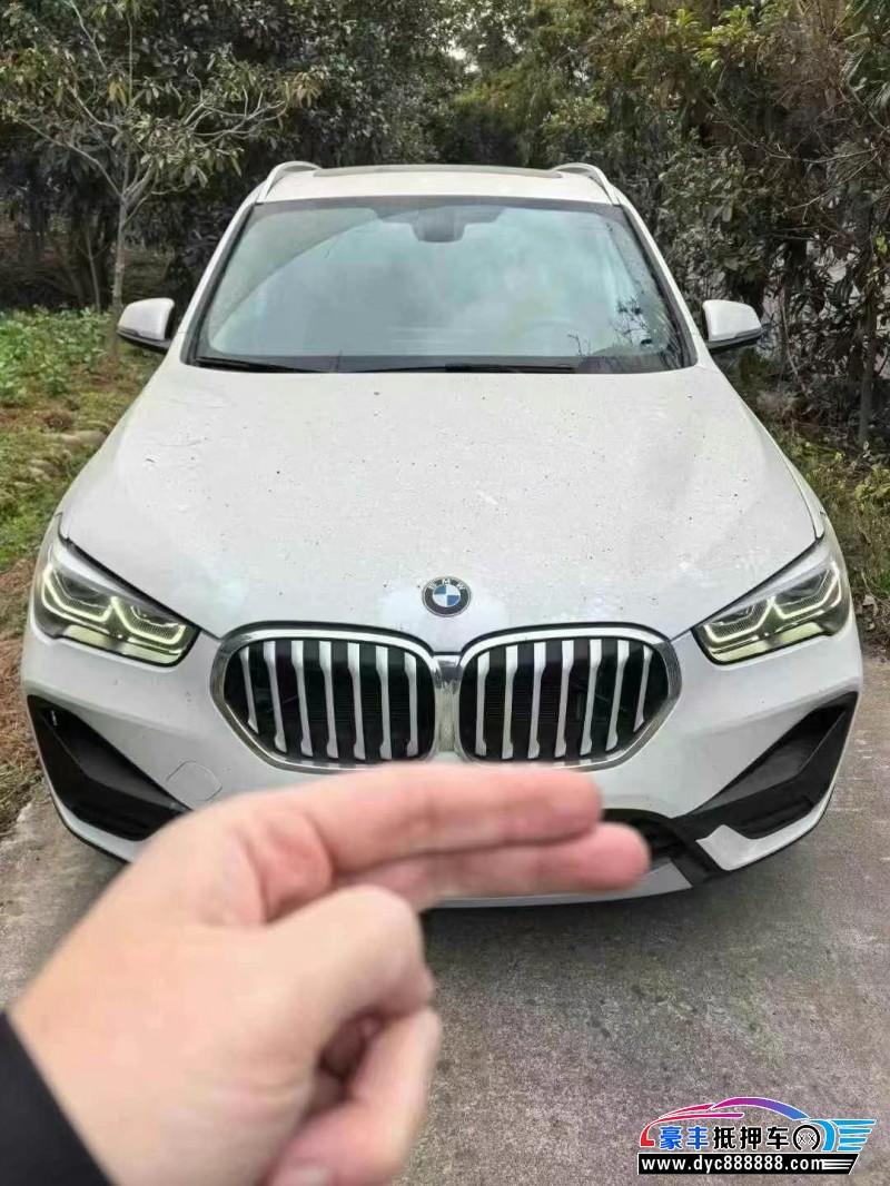 22年宝马X1轿车抵押车出售