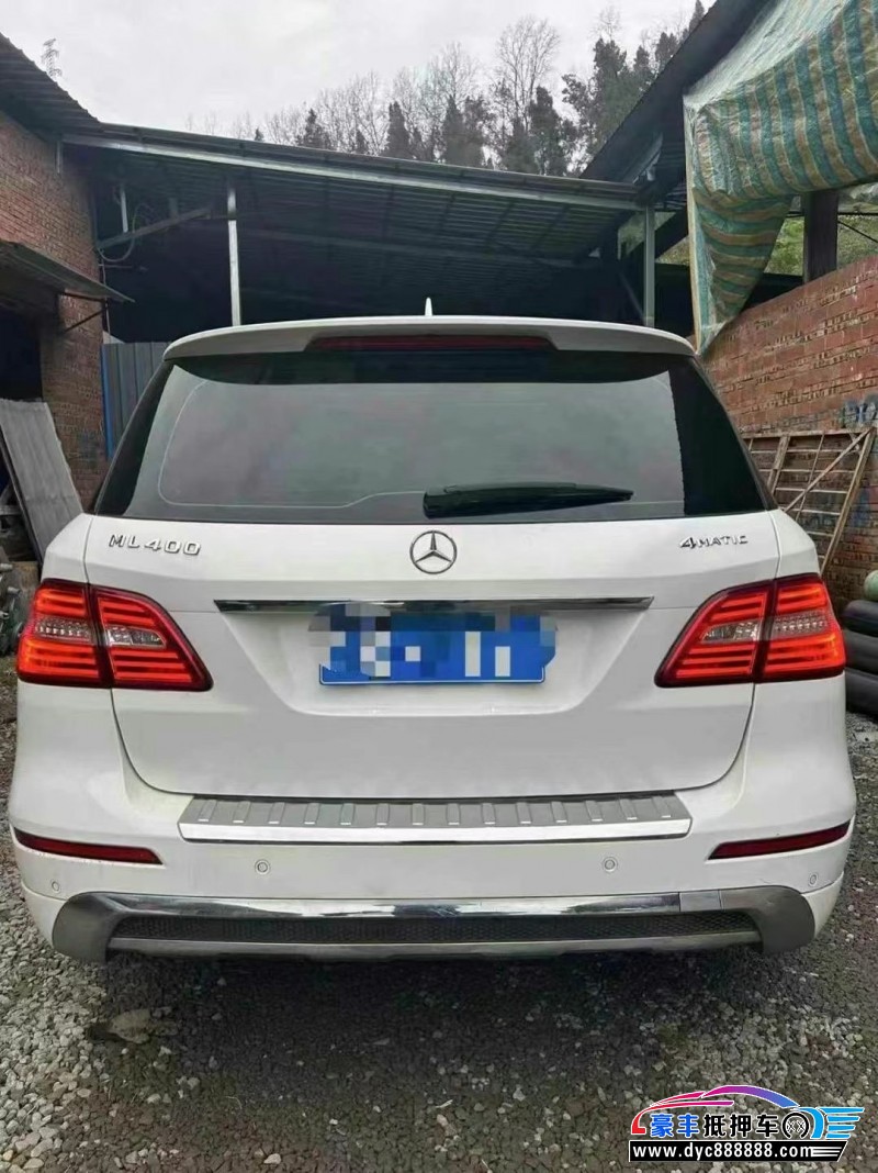 14年奔驰ML轿车抵押车出售