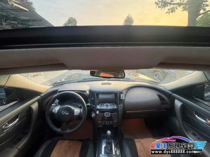 11年英菲尼迪FX35轿车抵押车出售