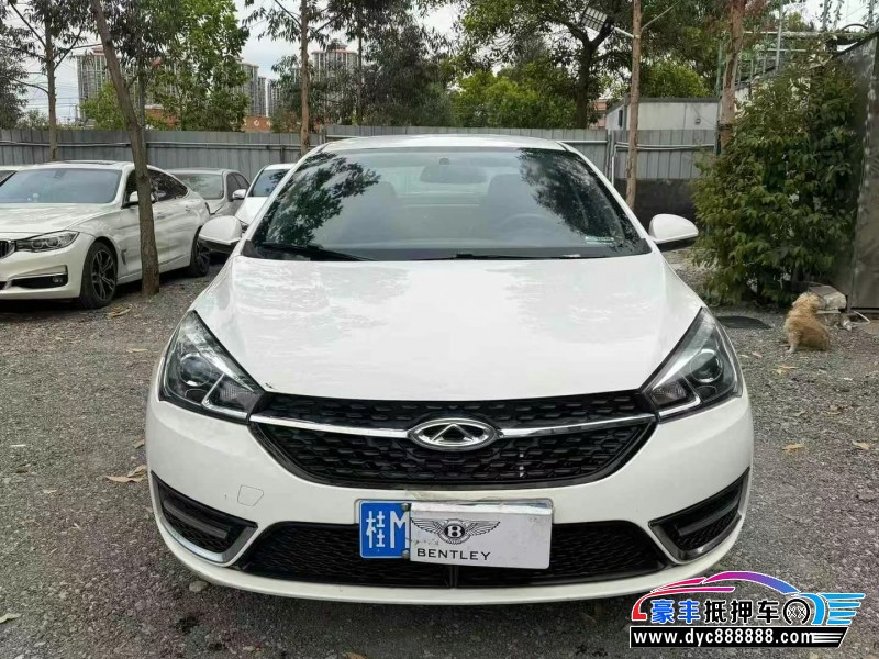 17年奇瑞艾瑞泽5轿车抵押车出售