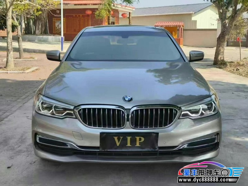 20年宝马5系轿车抵押车出售