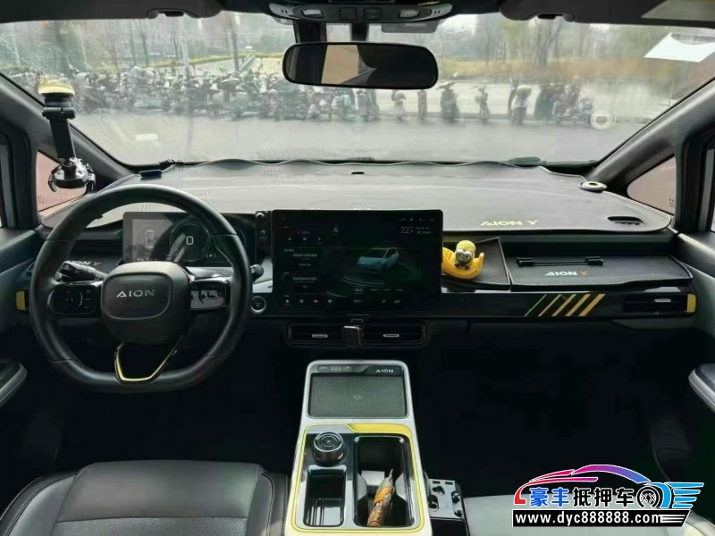 21年埃安Y70轿车抵押车出售