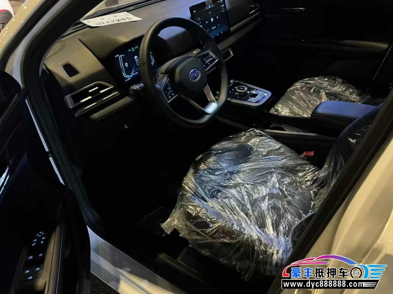 23年比亚迪E3轿车抵押车出售