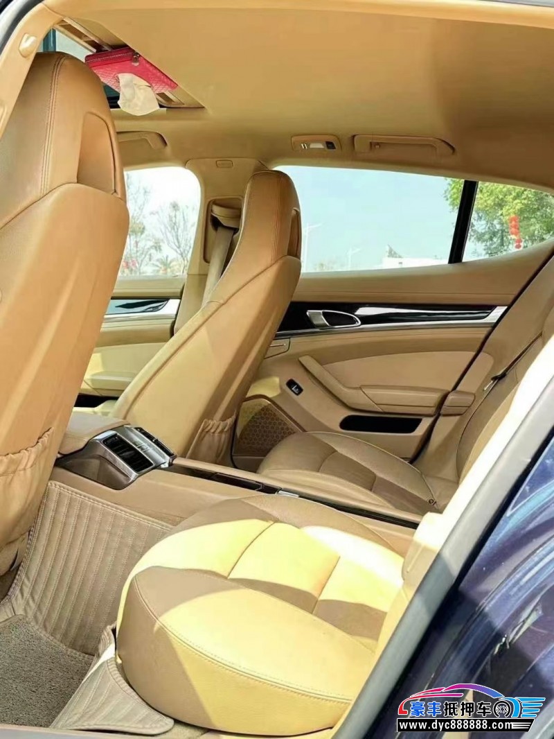 12年保时捷帕纳梅拉轿车抵押车出售