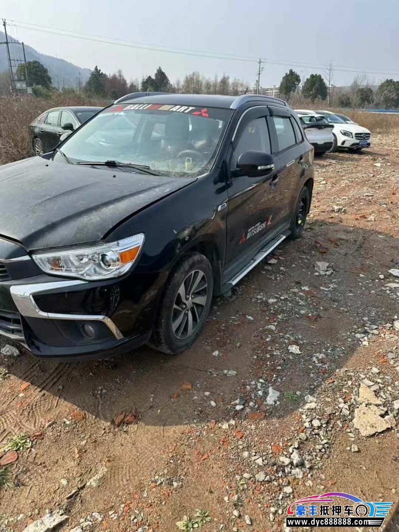 17年三菱劲炫轿车抵押车出售