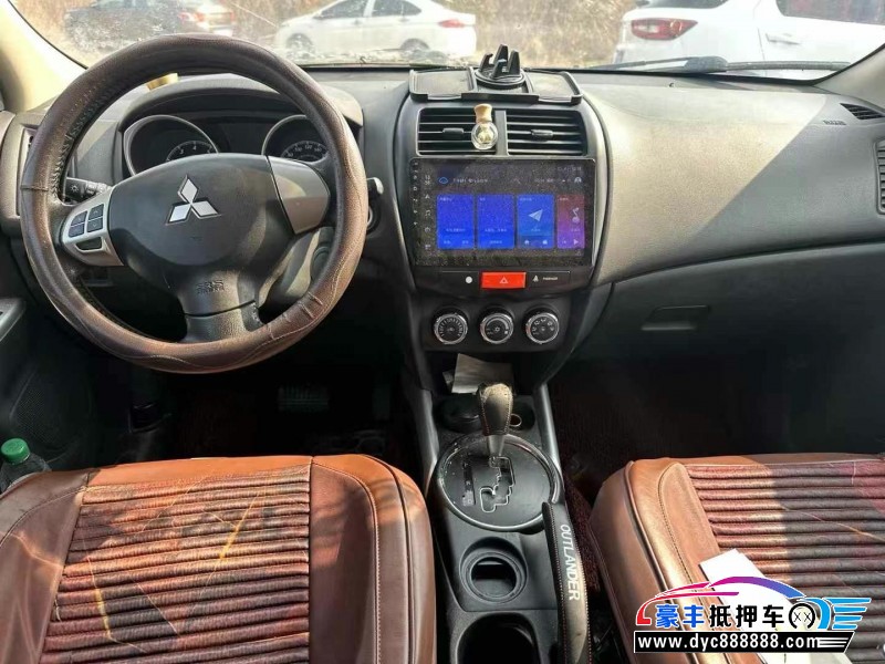 17年三菱劲炫轿车抵押车出售