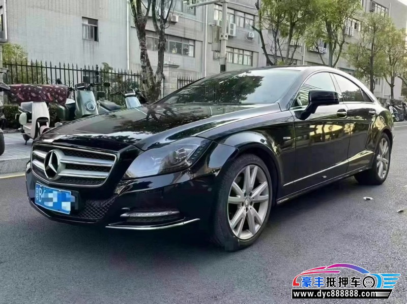 13年奔驰CLS轿车抵押车出售