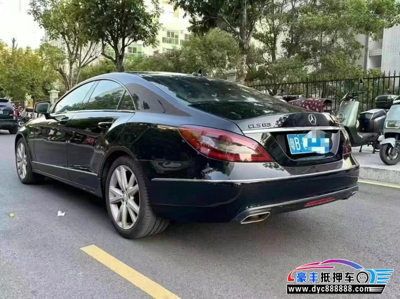 13年奔驰CLS轿车抵押车出售