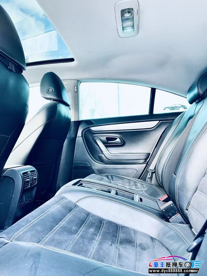 11年大众CC轿车抵押车出售