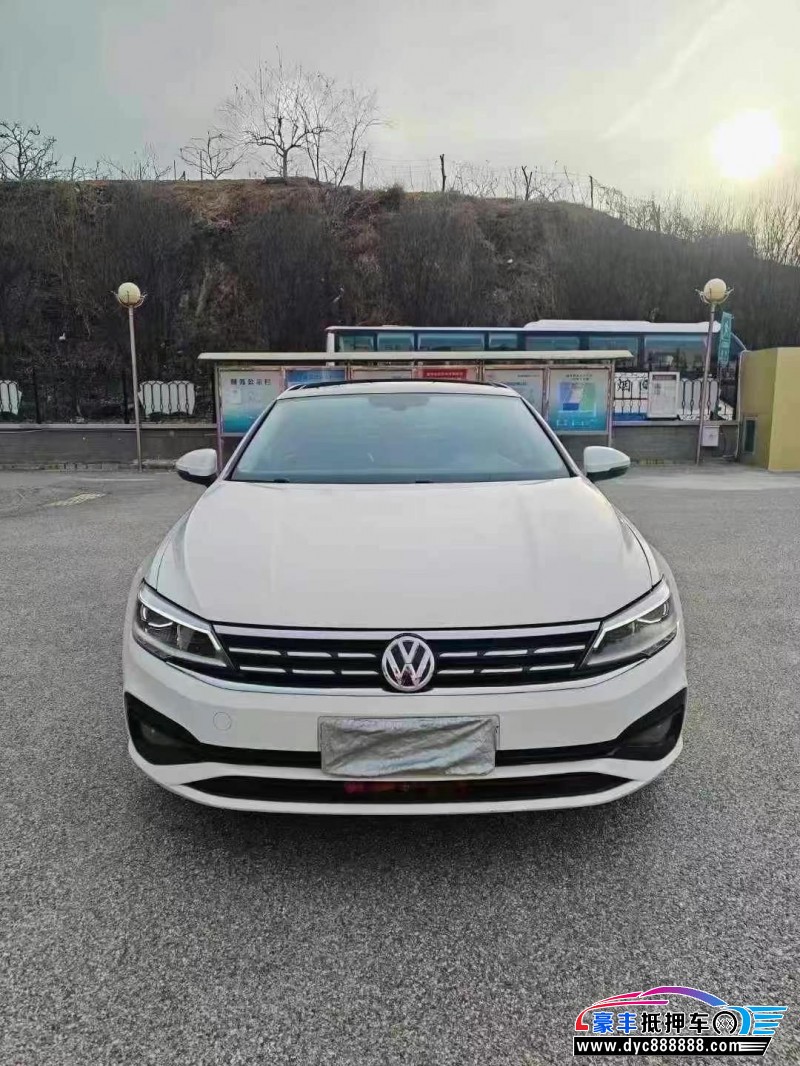 20年大众凌渡轿车抵押车出售
