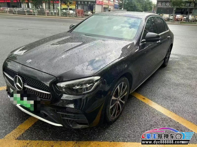 22年奔驰E轿车抵押车出售