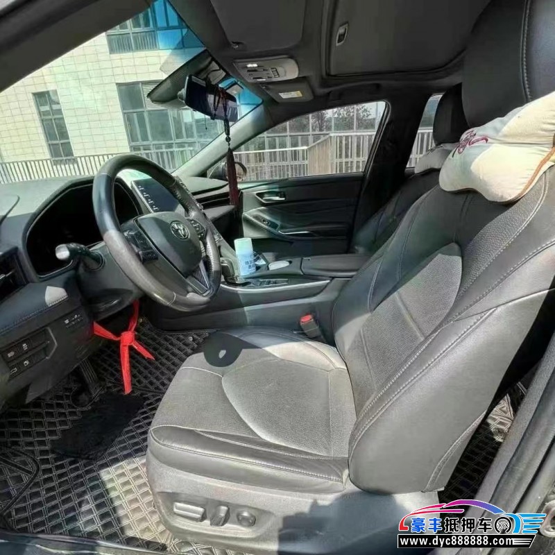 20年丰田亚洲龙轿车抵押车出售