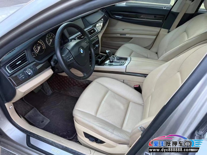 12年宝马7系轿车抵押车出售