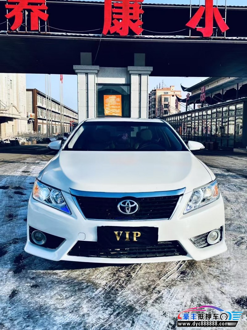 13年丰田凯美瑞轿车抵押车出售