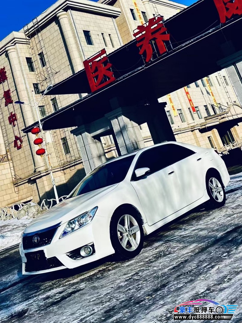 13年丰田凯美瑞轿车抵押车出售