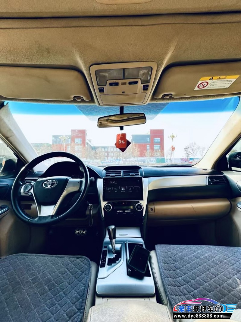 13年丰田凯美瑞轿车抵押车出售