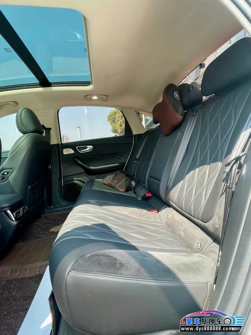 24年荣威D7轿车抵押车出售