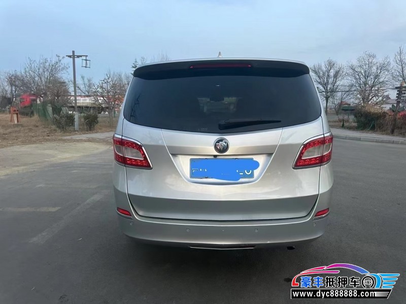 13年别克GL8轿车抵押车出售