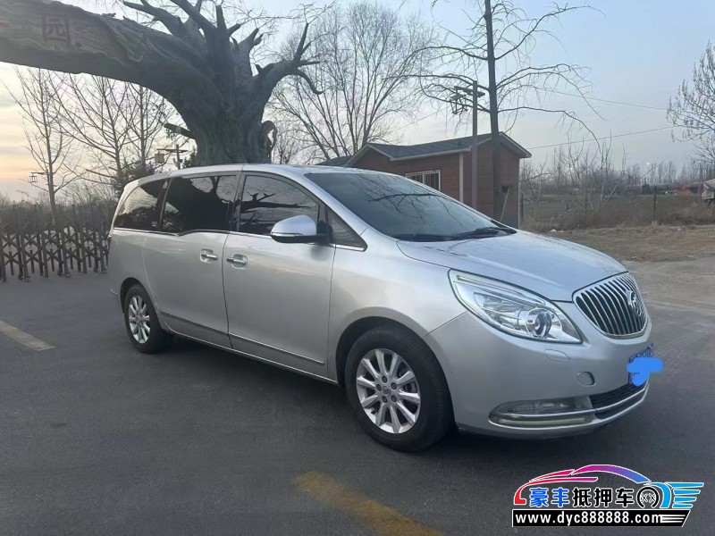 13年别克GL8轿车抵押车出售
