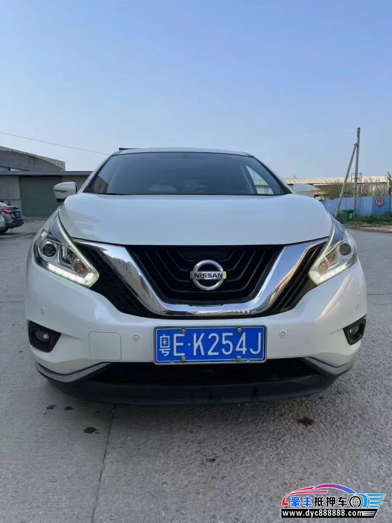 19年日产楼兰轿车抵押车出售