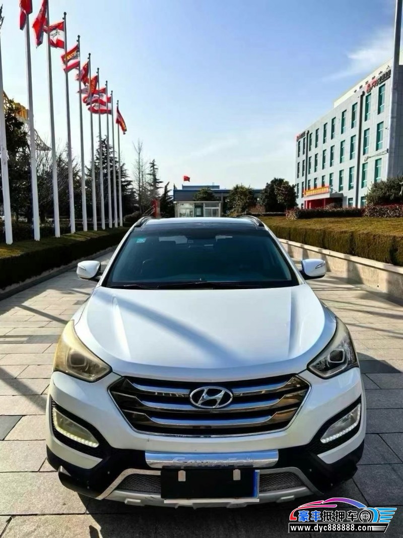 14年现代新胜达轿车抵押车出售