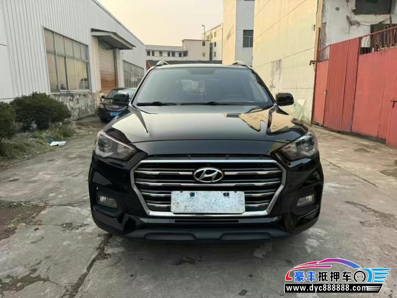 19年现代ix35轿车抵押车出售