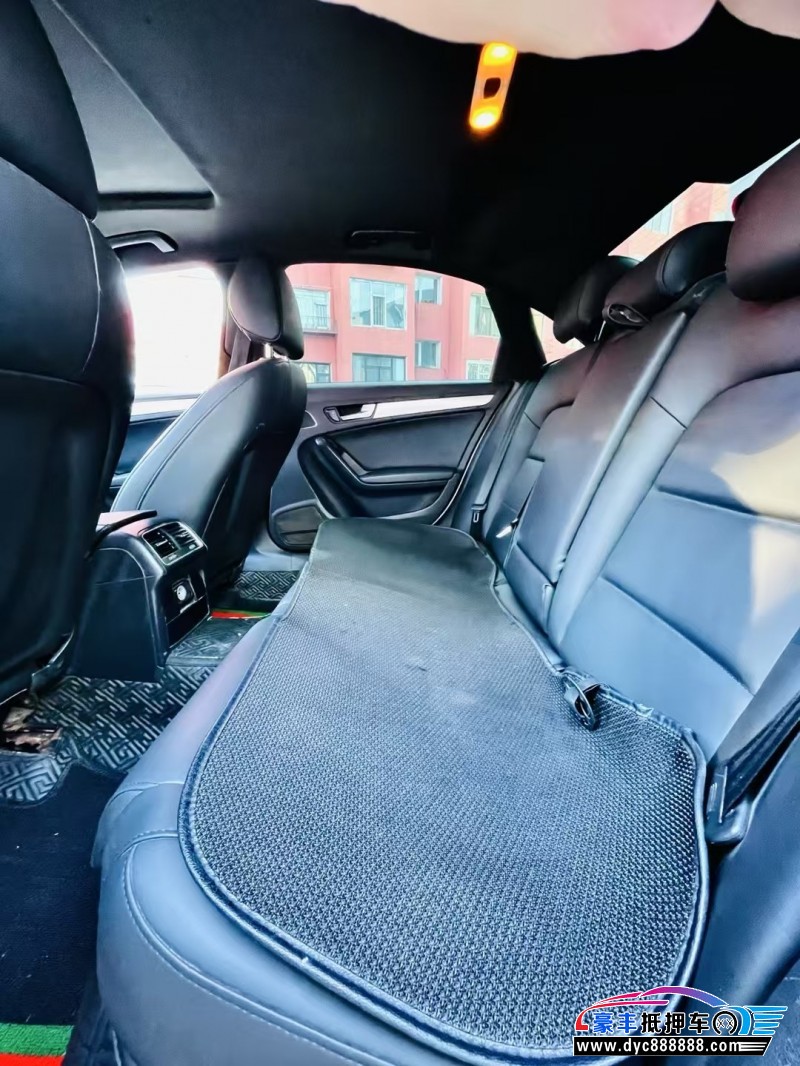 12年奥迪A4L轿车抵押车出售