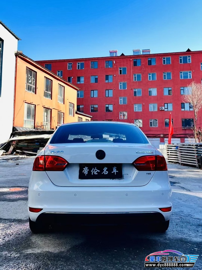 13年大众速腾轿车抵押车出售