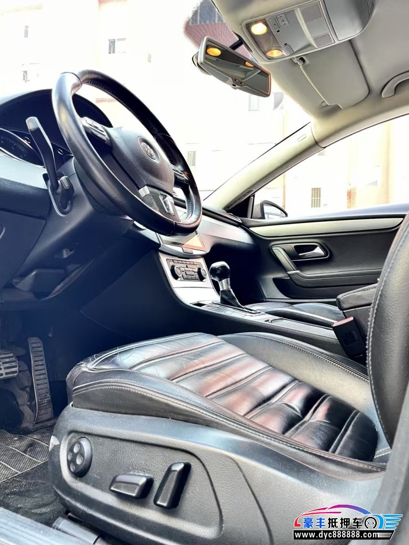 12年大众CC轿车抵押车出售