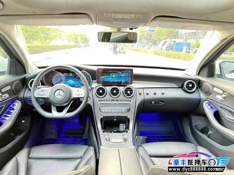 20年奔驰C轿车抵押车出售