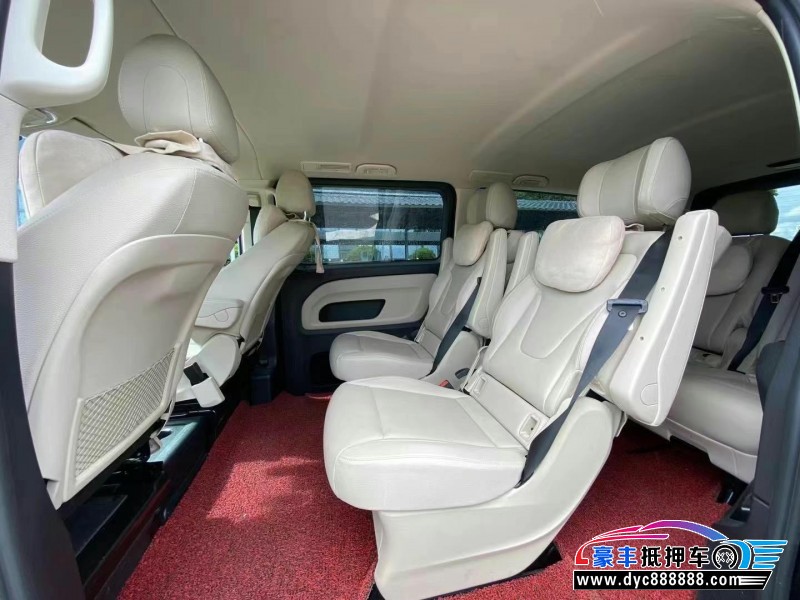 21年奔驰威霆轿车抵押车出售