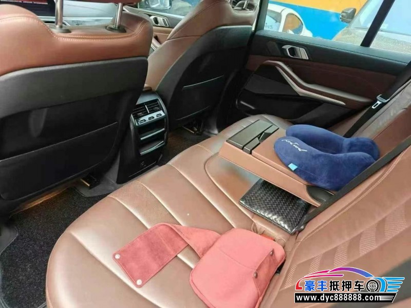 20年宝马X5轿车抵押车出售