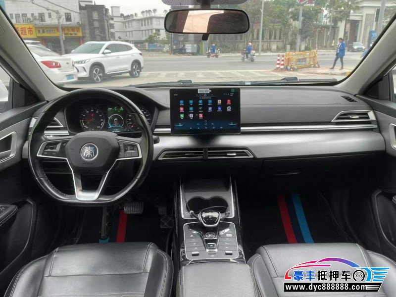 23年比亚迪秦轿车抵押车出售