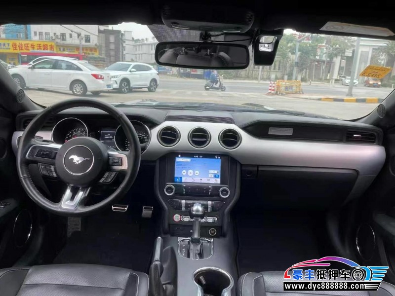 17年福特野马轿车抵押车出售