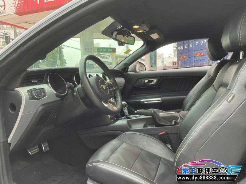 17年福特野马轿车抵押车出售