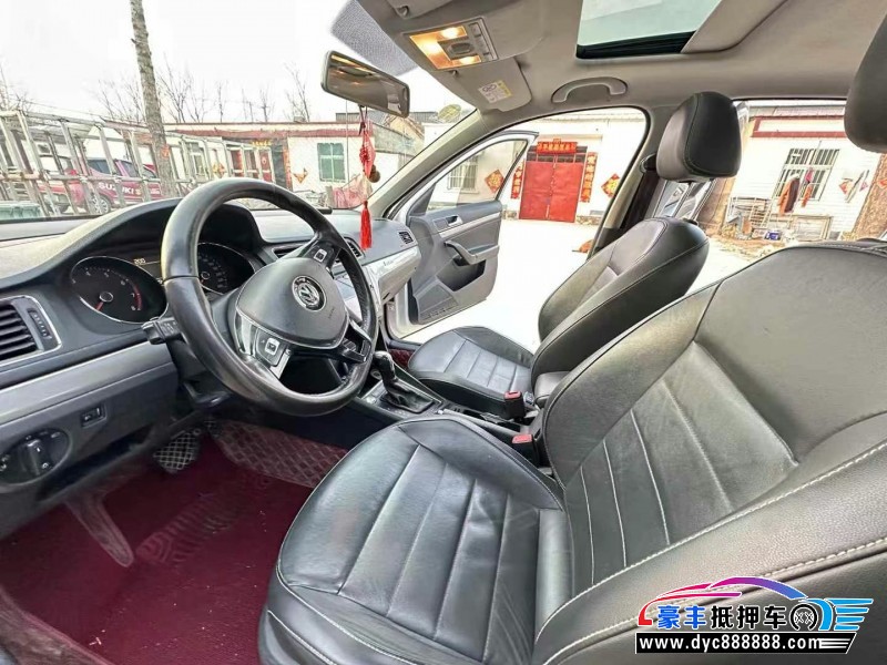 18年大众朗逸轿车抵押车出售