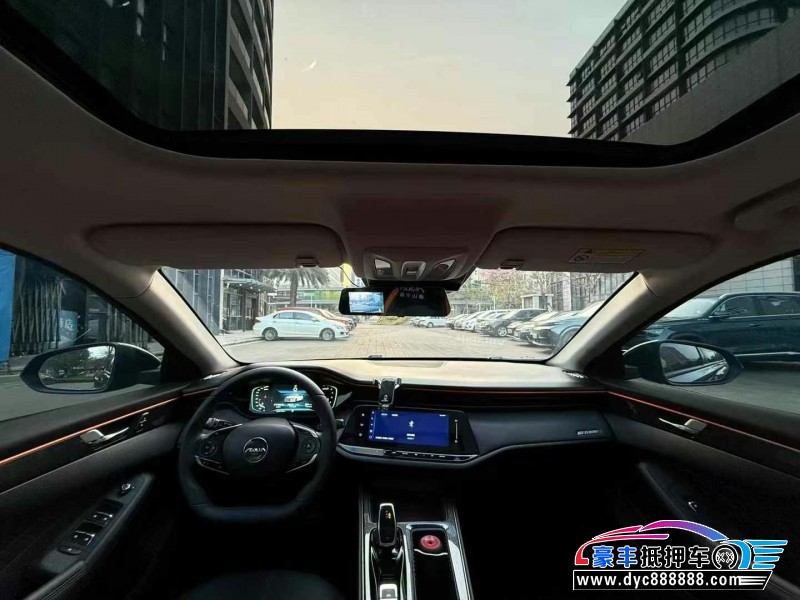 23年东风风神奕炫轿车抵押车出售