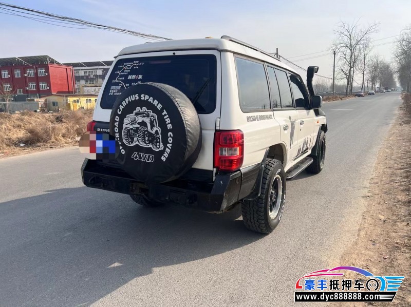 17年猎豹汽车Q6轿车抵押车出售