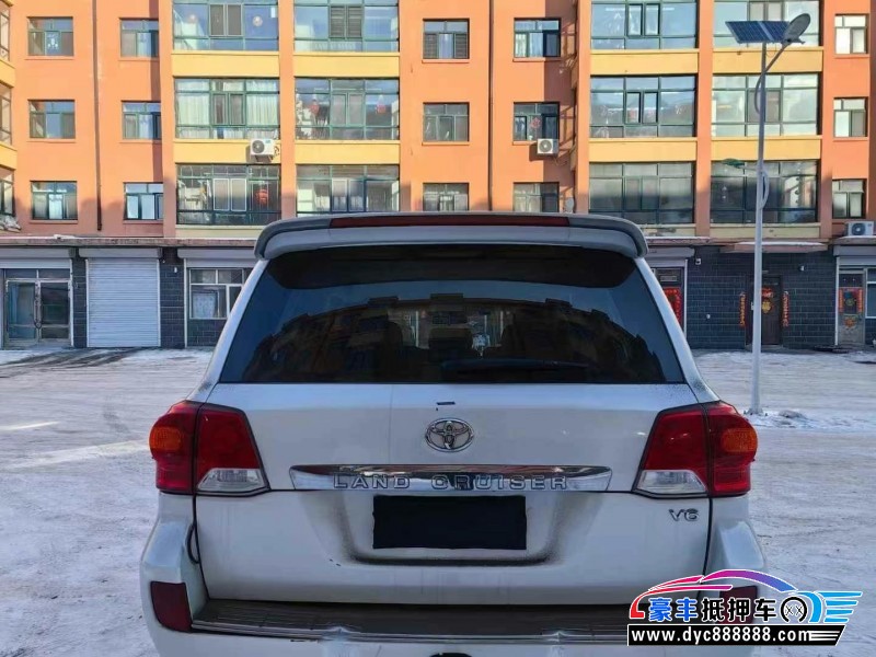 16年丰田兰德酷路泽（陆巡）轿车抵押车出售