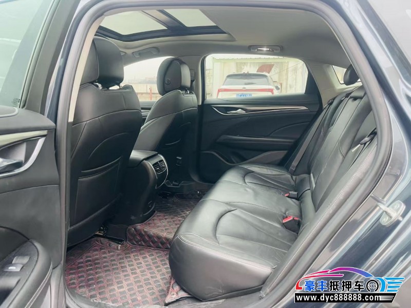 20年别克君越轿车抵押车出售